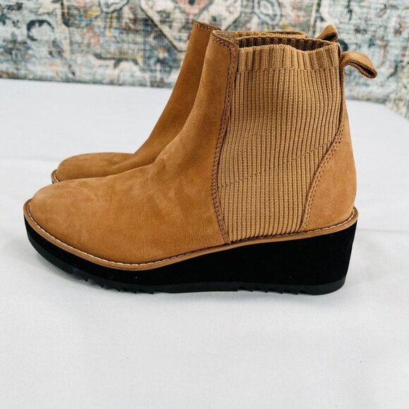 Eileen Fisher Lilou Nubuck and Recycled Stretch Knit Bootie Size 5 - Picture 4 of 12